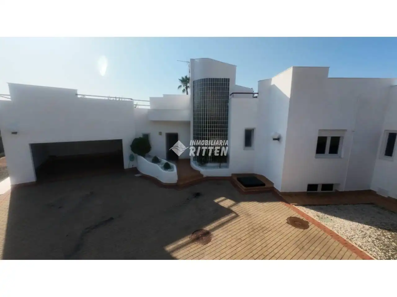 Vista exterior de Casa o xalet en venda en Cartagena amb Aire condicionat, Jardí privat i Terrassa