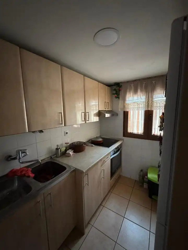 Cuina de Casa o xalet en venda en Cadrete amb Aire condicionat, Calefacció i Jardí privat