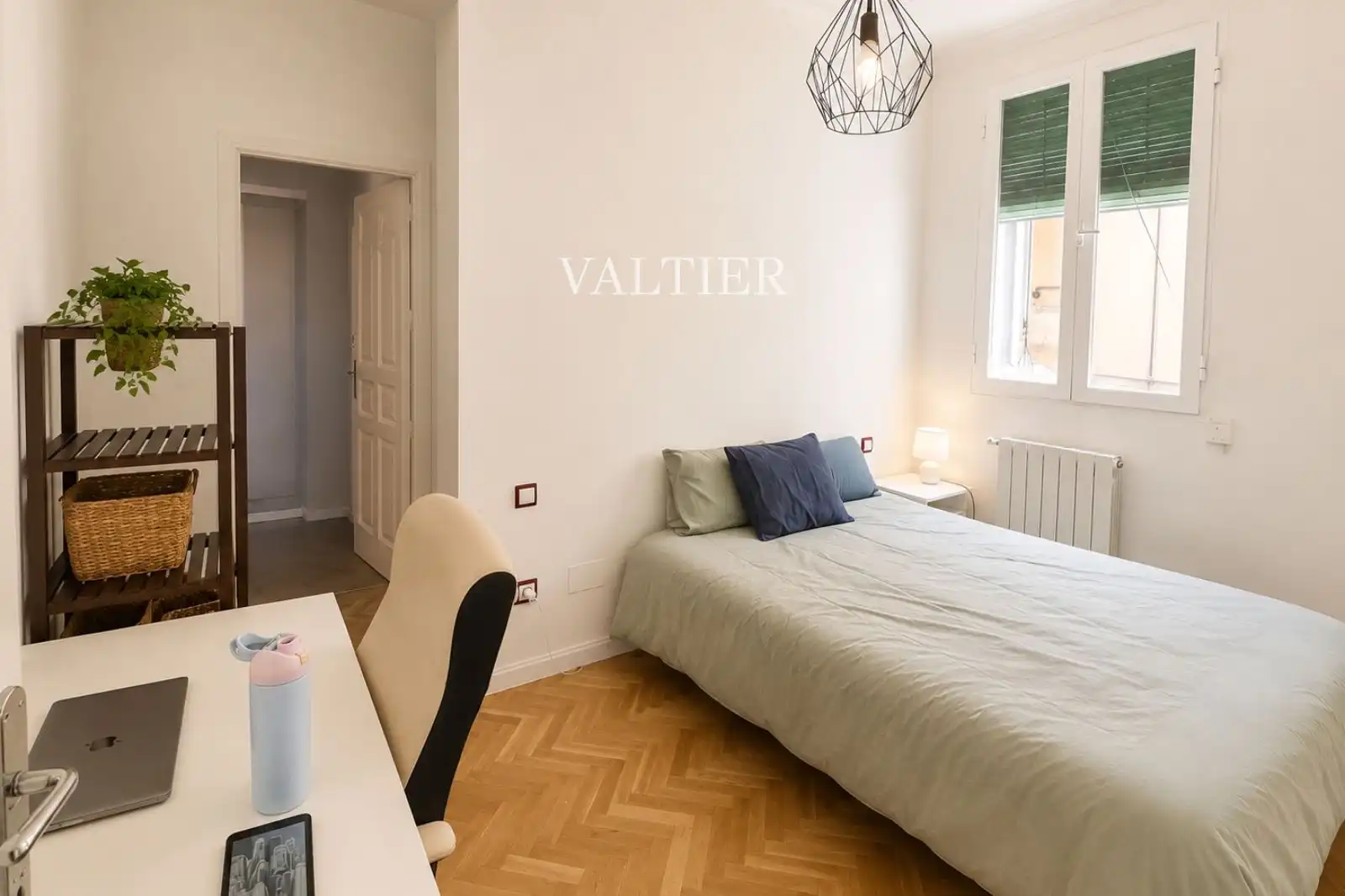 Habitación de Piso de alquiler en Madrid con Aire acondicionado, Terraza y Amueblado