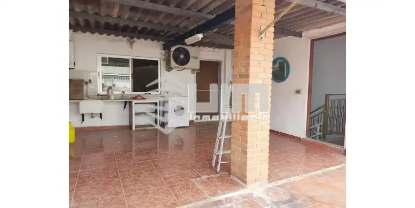 Casa o chalet en venta en Sagunto / Sagunt con Aire acondicionado, Terraza y Amueblado