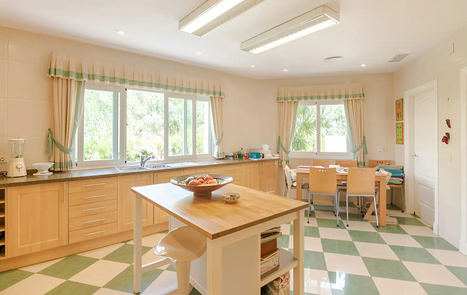 Casa con piscina en venta en Benahavís pueblo, imagen 19