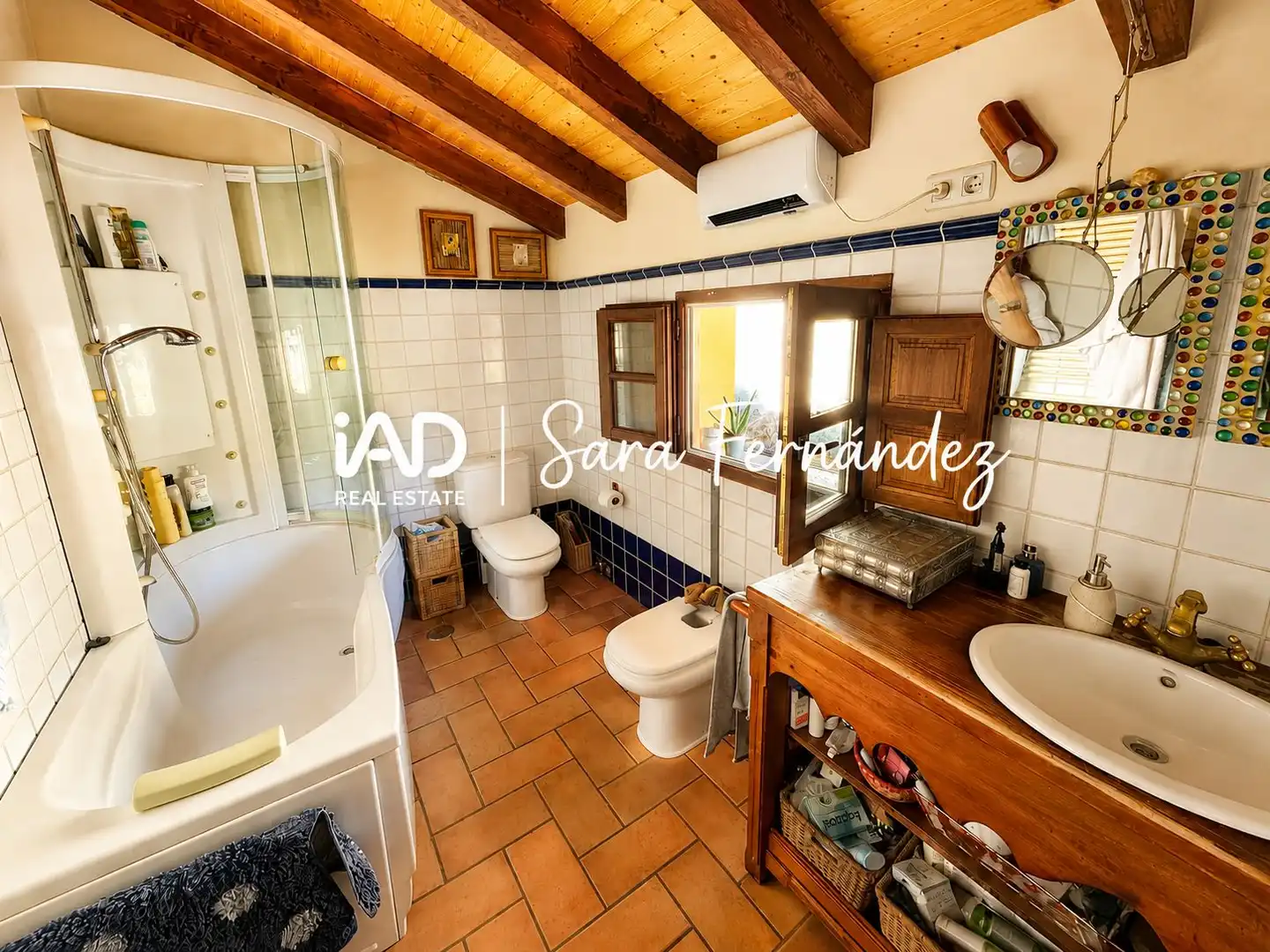 Bathroom of Houses for sale in Carrocera  with Heating