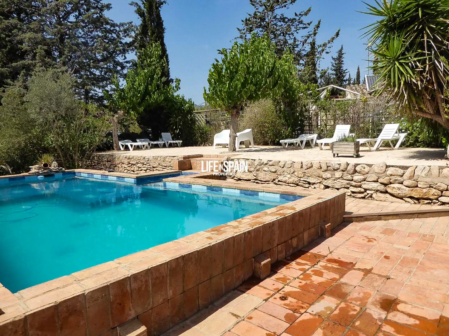 Schwimmbecken von Country house zum Verkauf in Rasquera mit Klimaanlage, Privatgarten und Terrasse