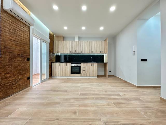 Piso en Venta en Travessera de Gràcia en El Baix Guinardó