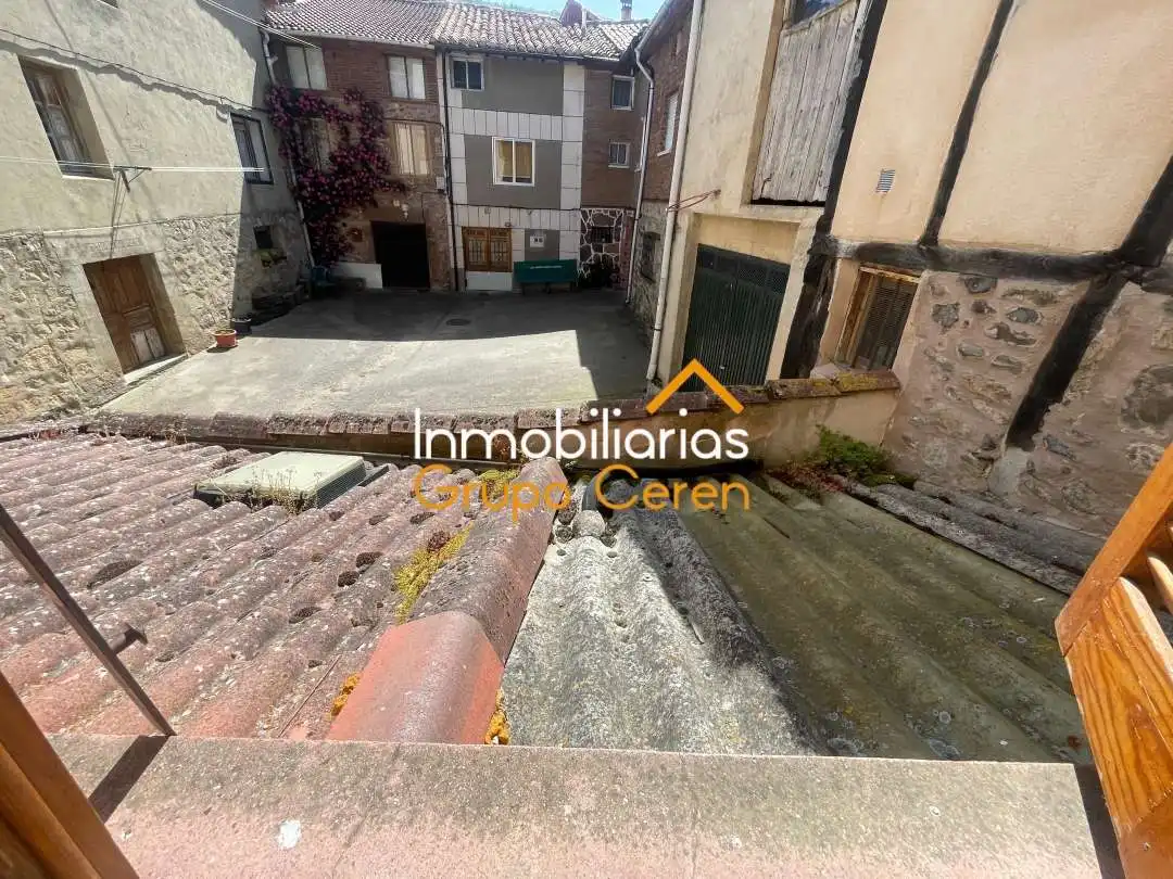 Houses for sale in Santa Cruz del Valle Urbión