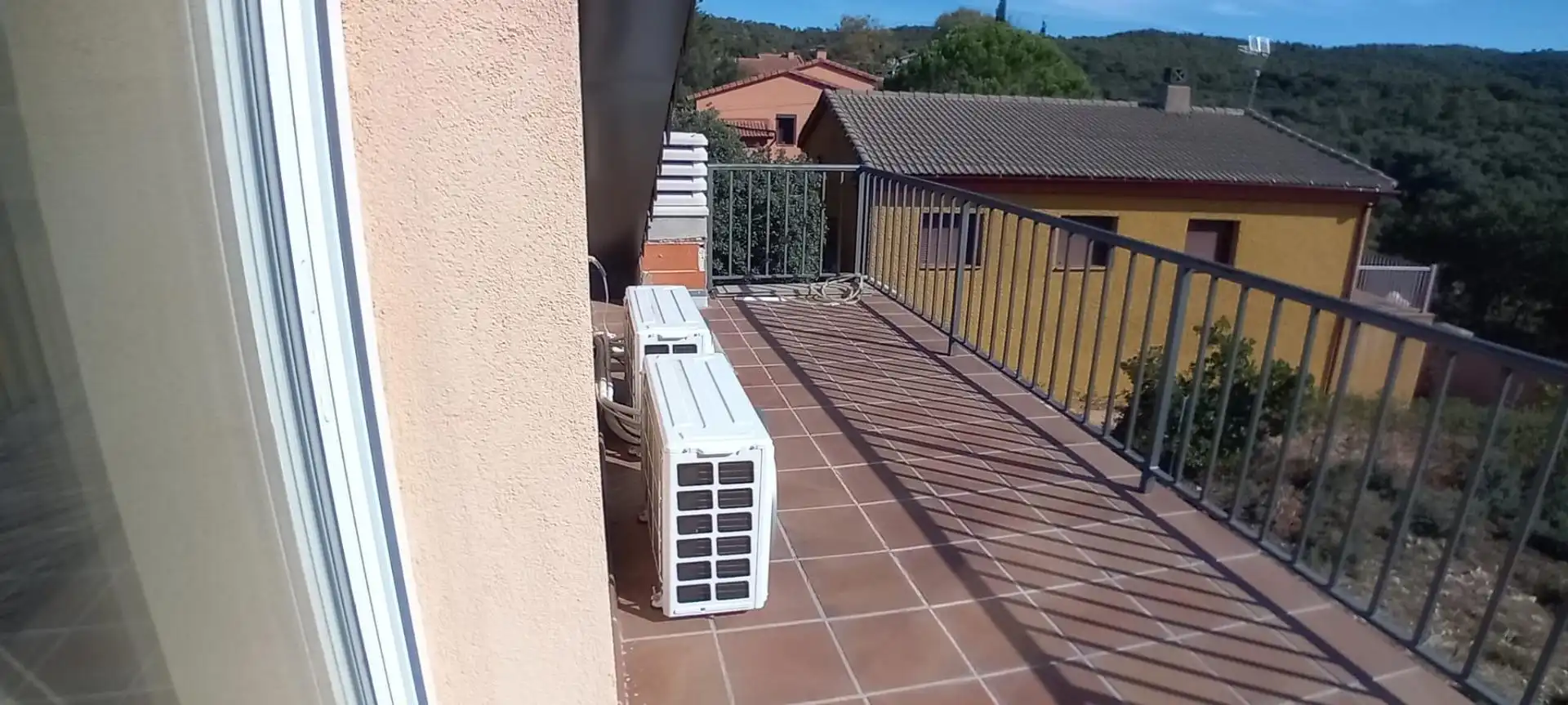 Balcony of Houses for sale in Escopete  with Heating, Terrace and Community pool