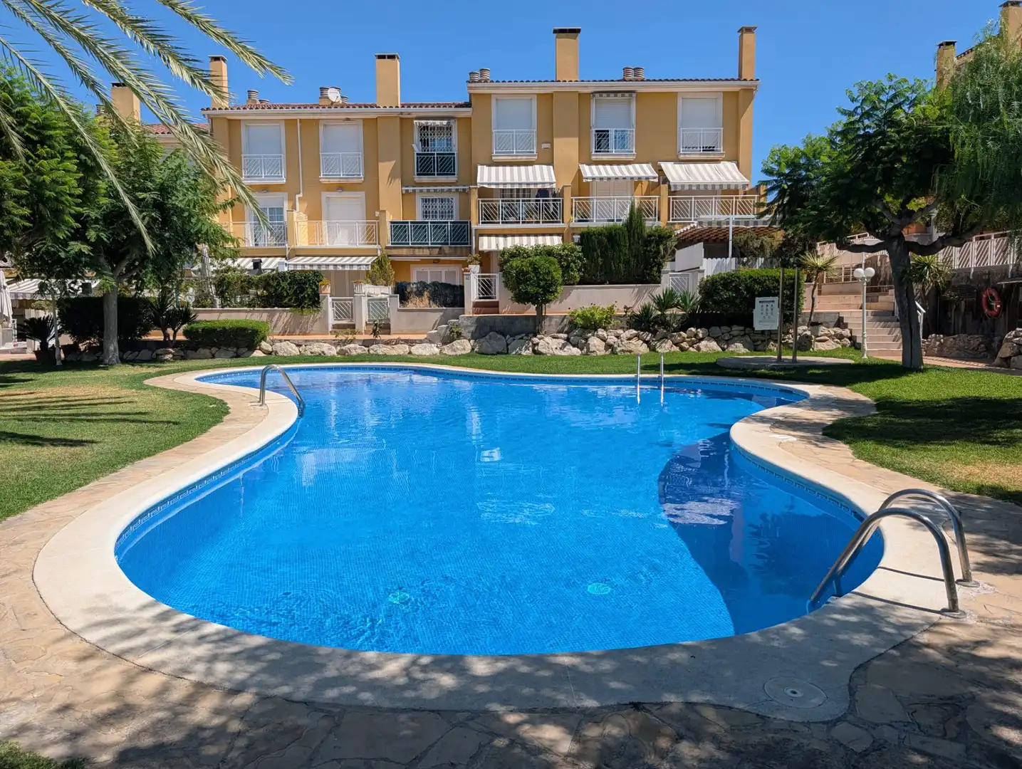 Maison mitoyenne avec piscine à vendre à Camí de Ferran
