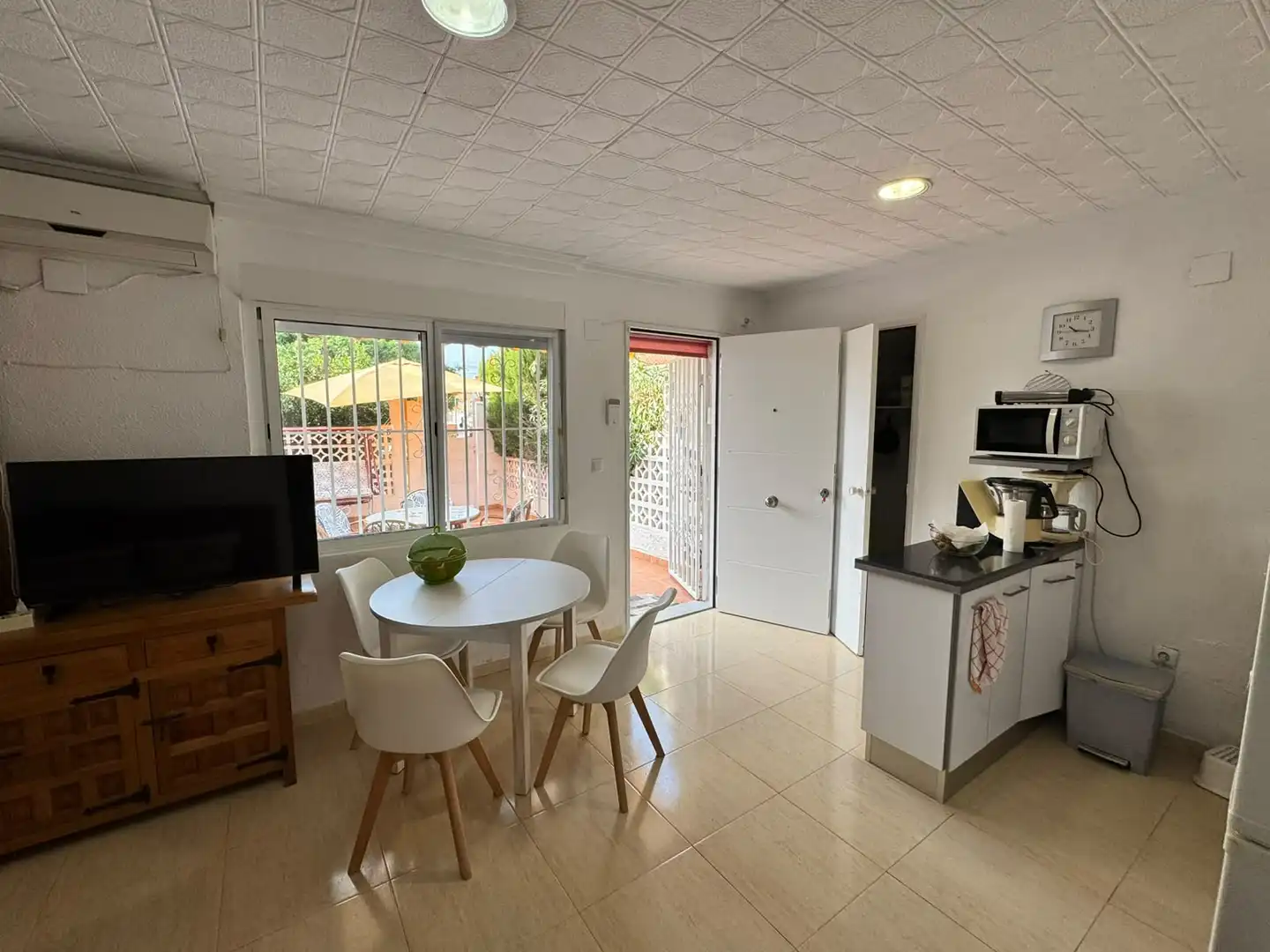 Bungalow en venta en Calle Manuel Rodríguez Manolete 858, imagen 2