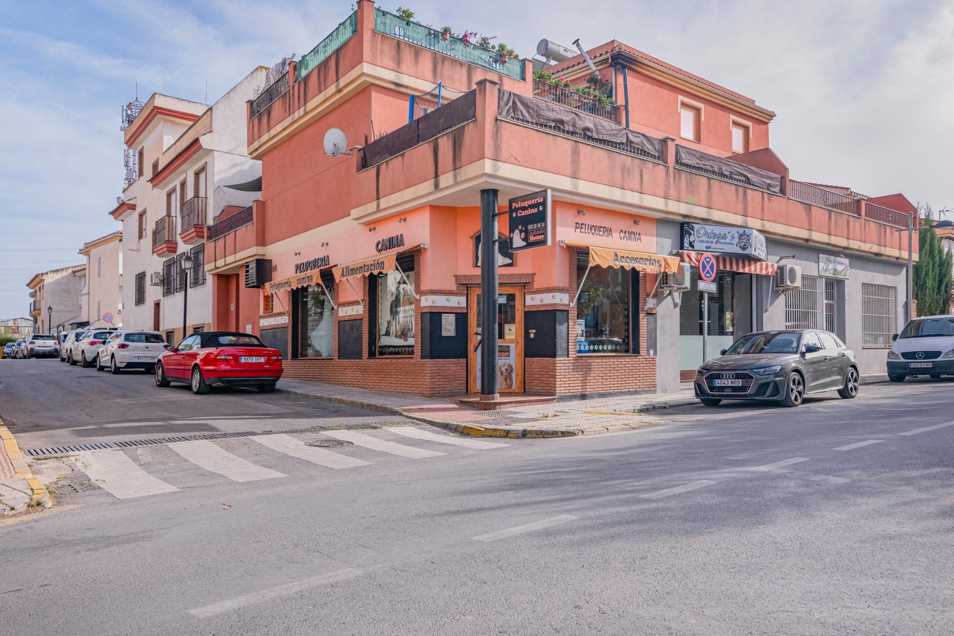Vista exterior de Local en venta en Las Gabias