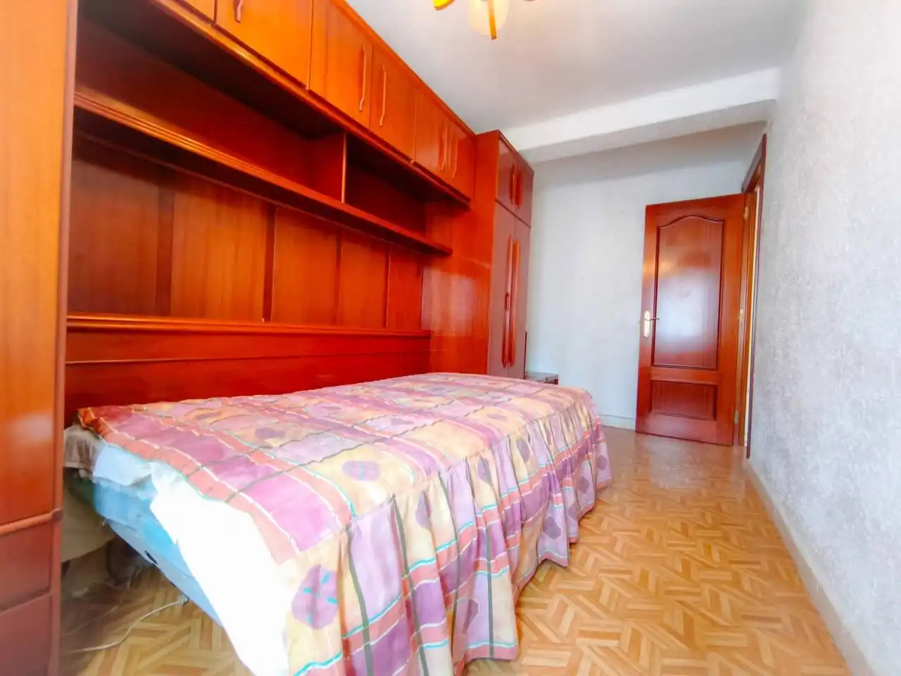 Bedroom of Houses for sale in Burgos  with Heating