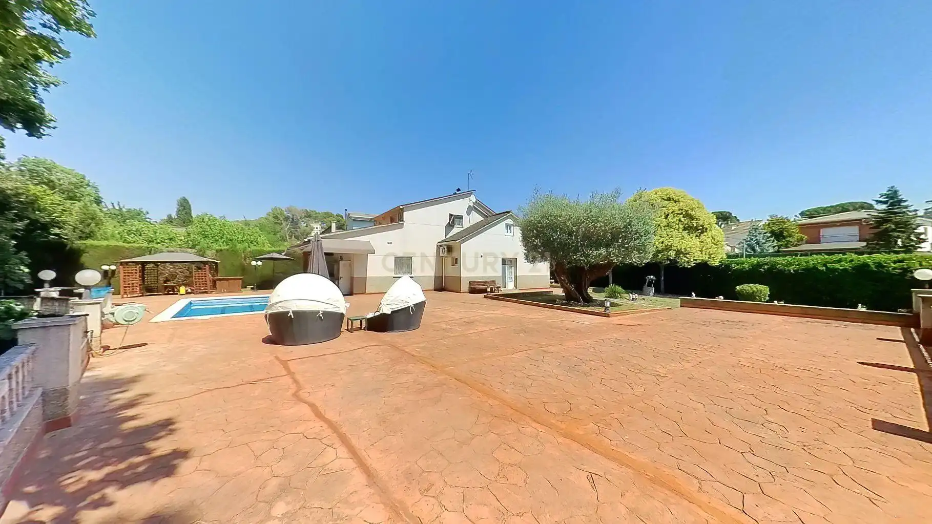 Vista exterior de Casa o xalet en venda en Lliçà d'Amunt amb Aire condicionat, Jardí privat i Traster