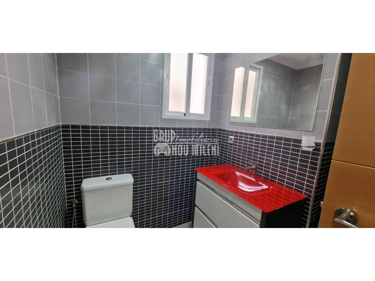 Baño de Piso de alquiler en Benifaió con Balcón