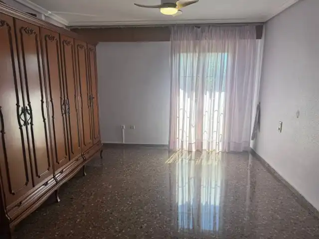 Casa adosada en venta en Valencia con Aire acondicionado, Terraza y Trastero