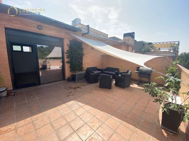 Dúplex en Venta en YÉCORA en Rejas