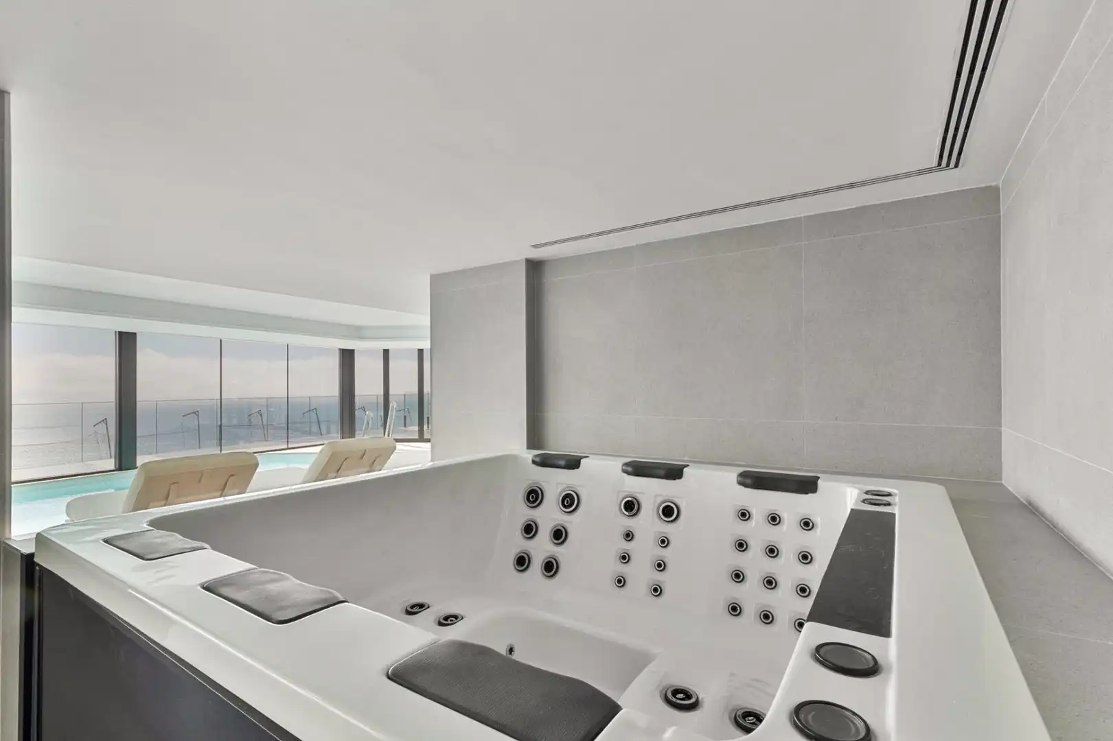 Piscina de Apartament en venda en Fuengirola amb Aire condicionat, Calefacció i Terrassa