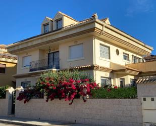 Vista exterior de Casa o xalet en venda en Almoradí amb Aire condicionat, Calefacció i Jardí privat