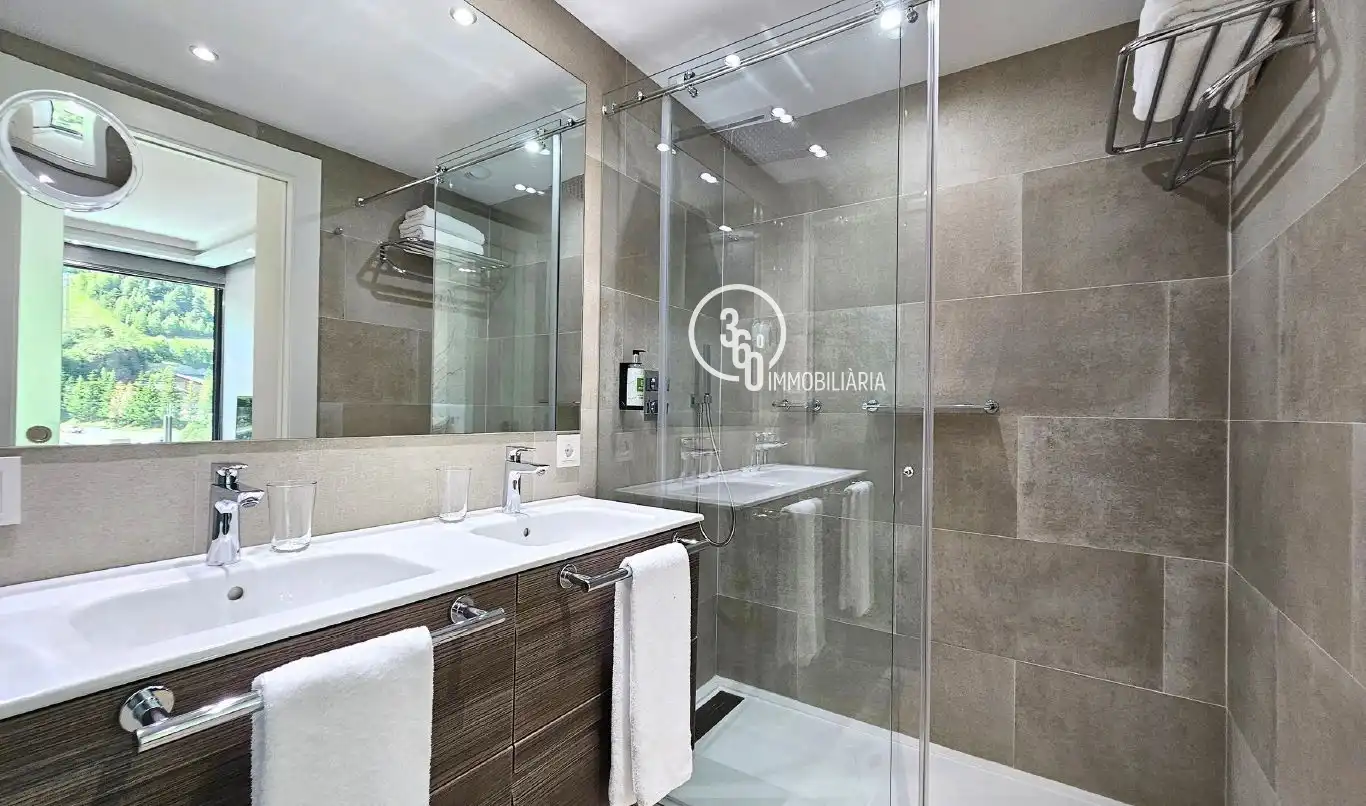 Piso con ascensor en venta en El Tarter, imagen 8