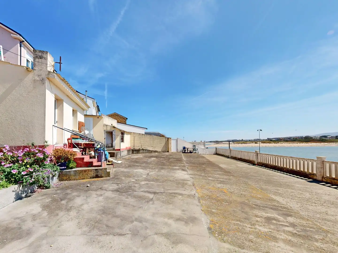 Vista exterior de Casa o chalet en venta en Foz con Calefacción, Terraza y Trastero