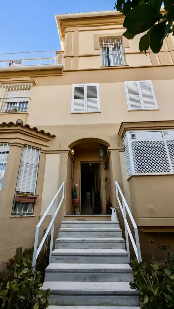Exterior view of Houses for sale in Tomares  with Air Conditioner, Heating and Terrace