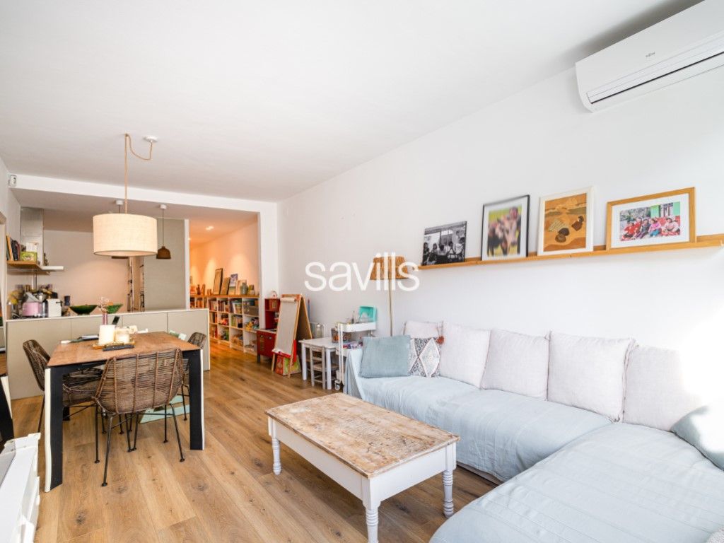 Living room of Apartment for sale in  Barcelona Capital