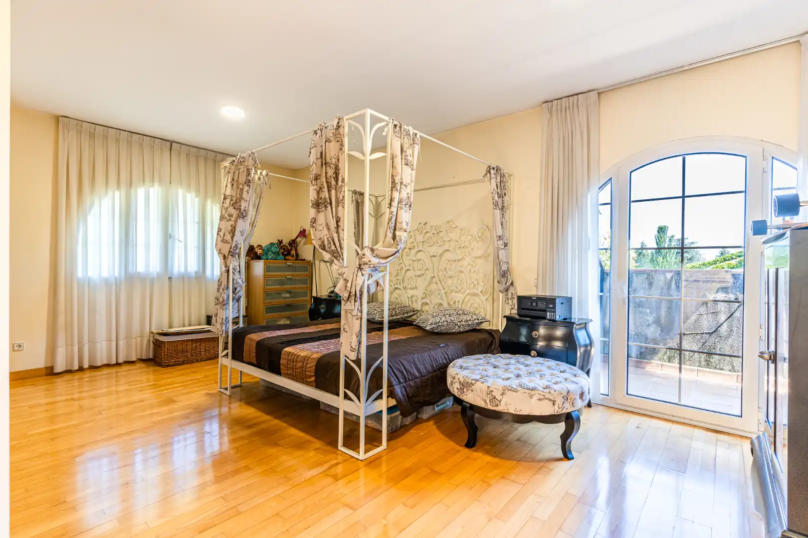 Bedroom of Houses for sale in Villanueva de la Cañada  with Heating, Private garden and Swimming Pool