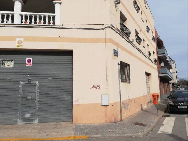 Local comercial en Venta en Calle SOLSONA en Les Arenes - La Grípia  Can Montllor