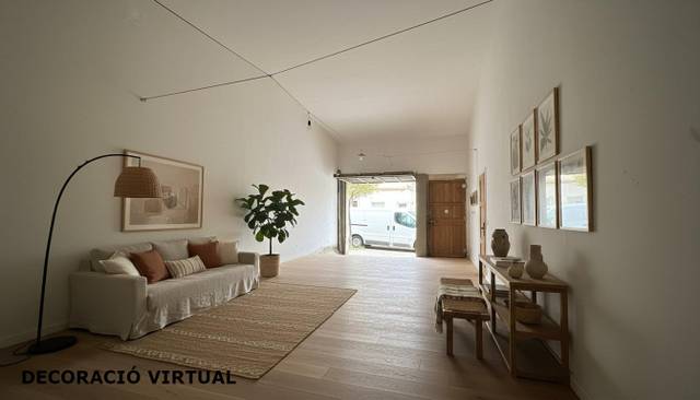 Casa-chalet en Venta en Carrer AMPLE en Sant Pere Nord
