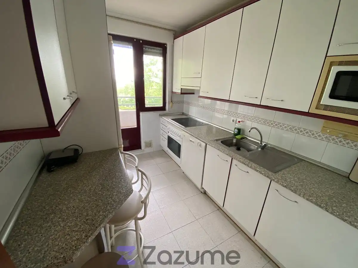 Cocina de Piso de alquiler en Salamanca con Calefacción, Jardín privado y Parquet