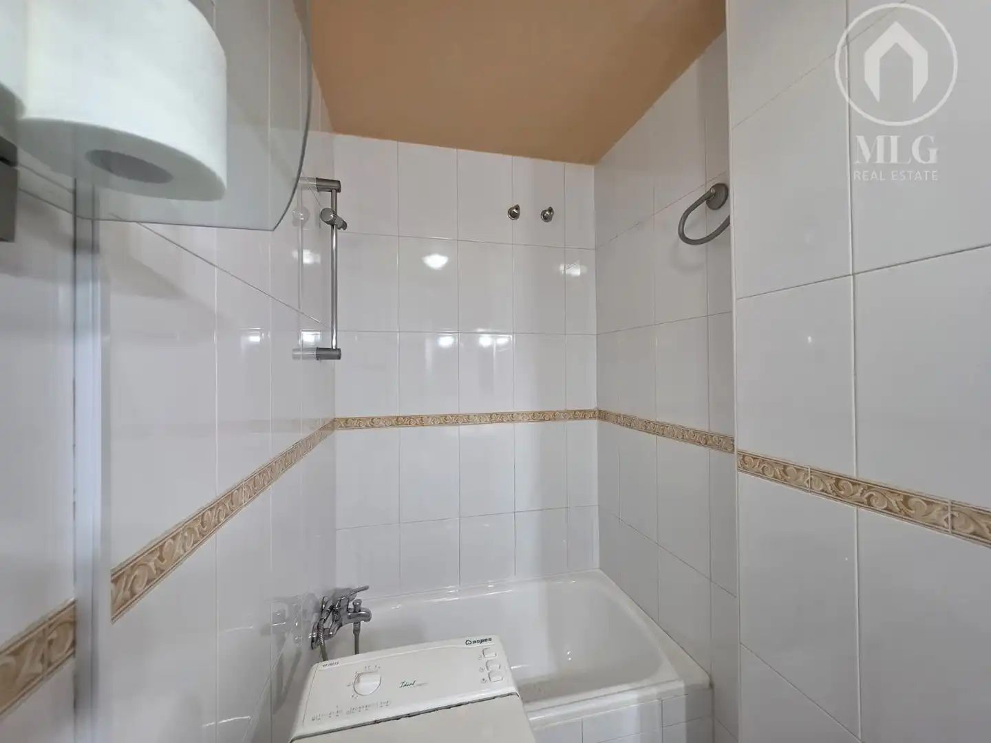 Badezimmer von Wohnung zum Verkauf in Torremolinos mit Klimaanlage und Terrasse