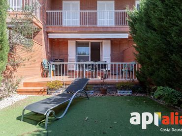 Maison mitoyenne avec balcon à vendre à Altafulla
