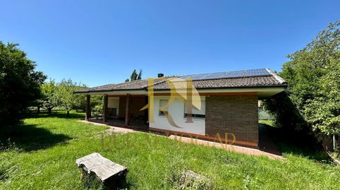 Foto 2 de Casa o chalet en venta en Avenida la Constitución, Matallana de Torío, León
