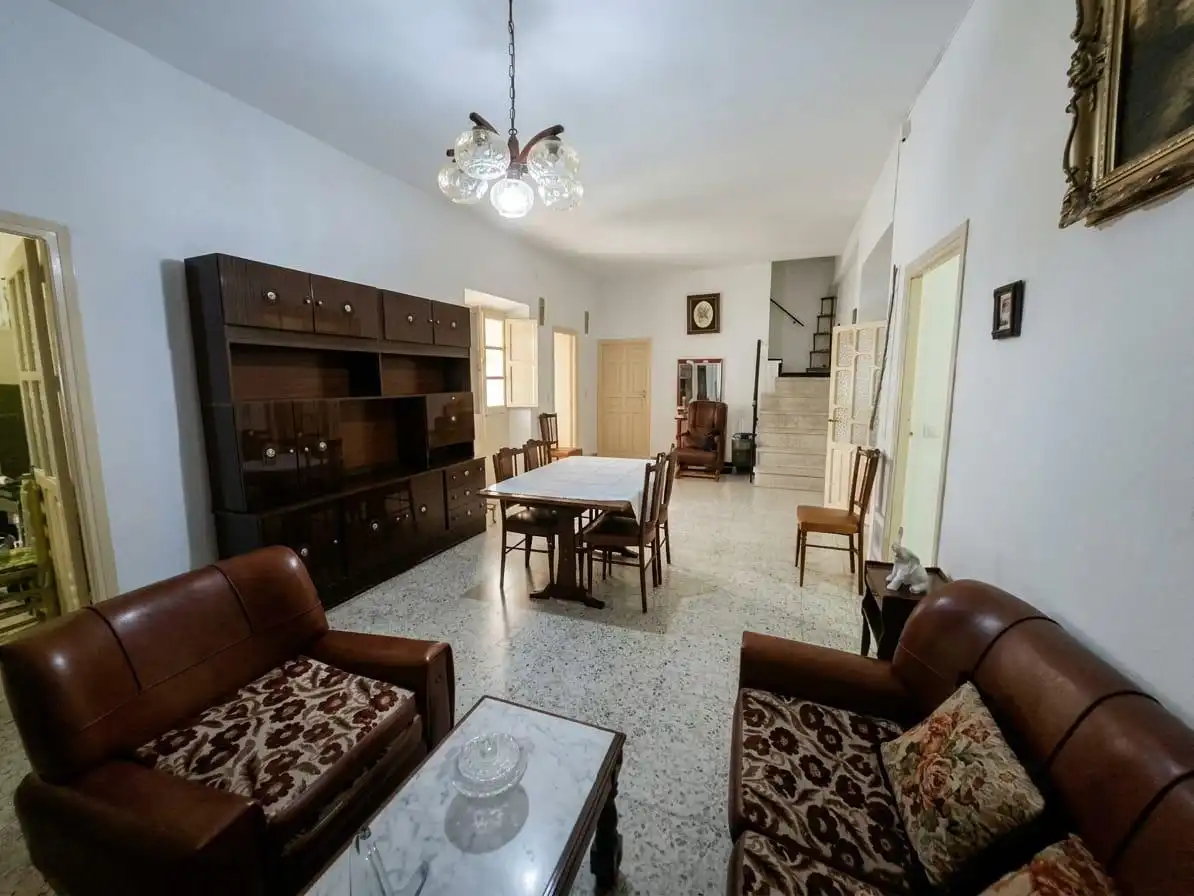 Sala d'estar de Casa o xalet en venda en Tolox amb Terrassa