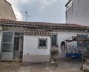 Vista exterior de Casa o xalet en venda en Burgos Capital
