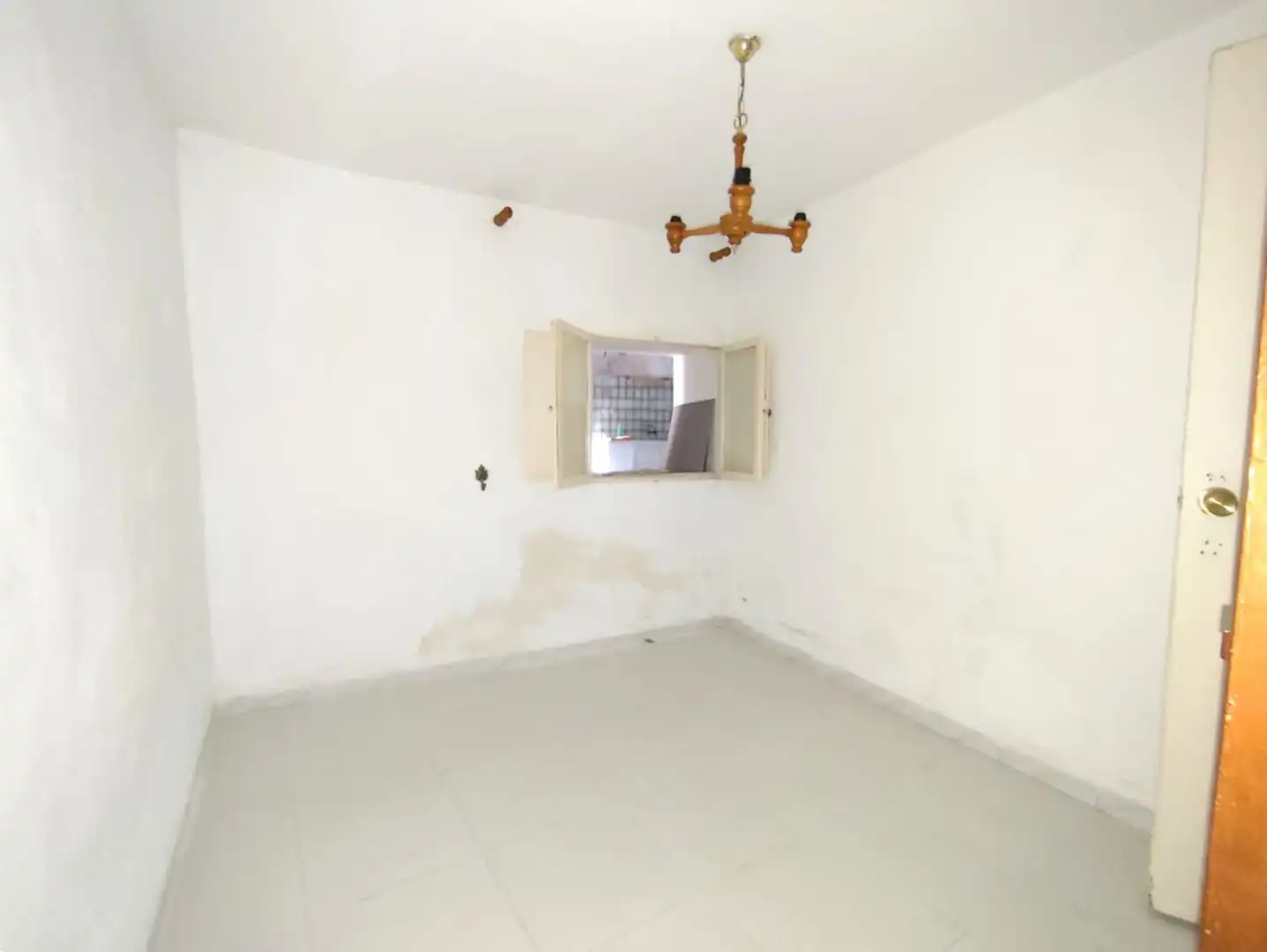 Houses for sale in Abertura  with Heating and Storage room