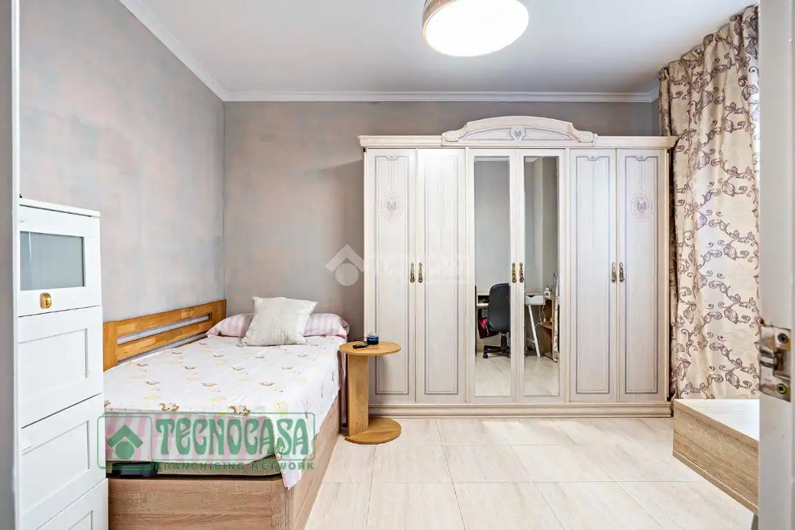 Habitación de Casa adosada en venta en Roquetas de Mar