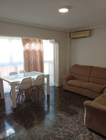 Piso en Venta en Calle del Zafiro en Colonia Requena
