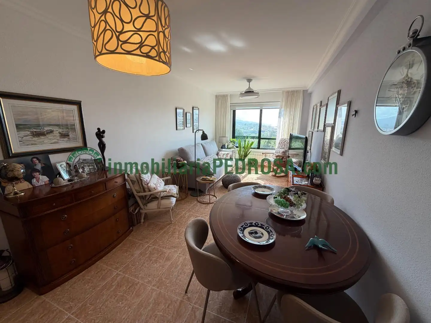 Sala d'estar de Apartament en venda en Pontevedra Capital  amb Calefacció i Traster