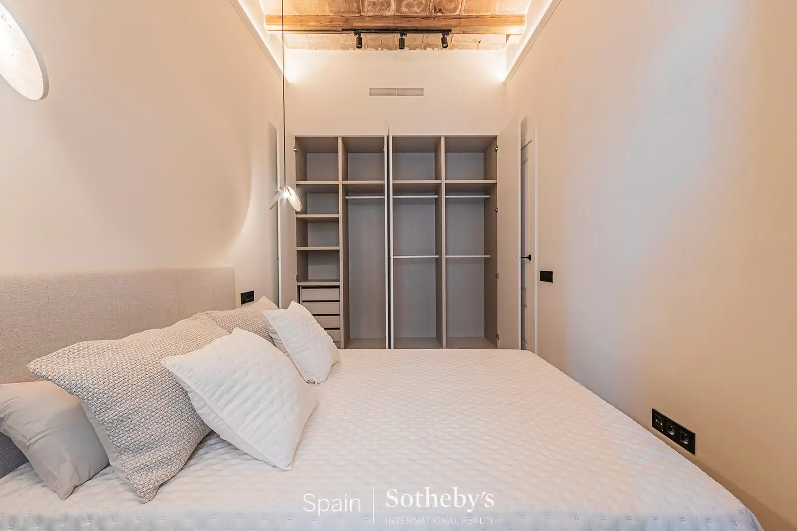 Apartament amb ascensor en venda a Gran Via de les Corts Catalanes, imagen 51