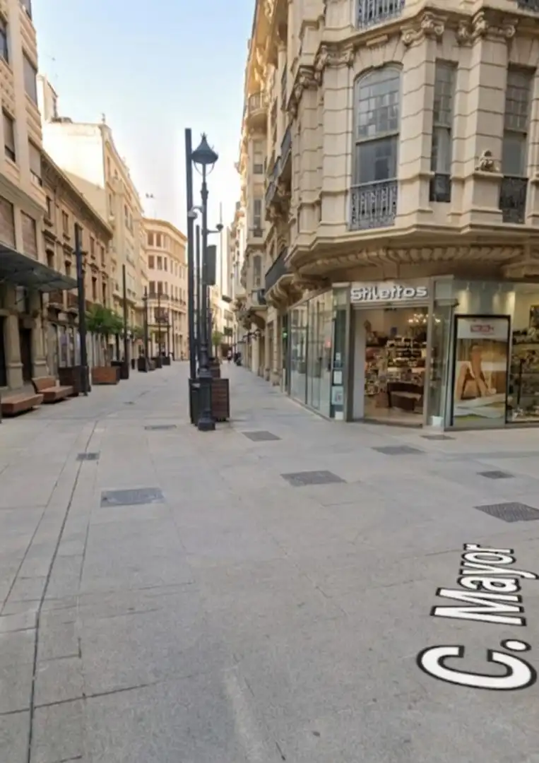 Außenansicht von Gebäude zum Verkauf in Albacete