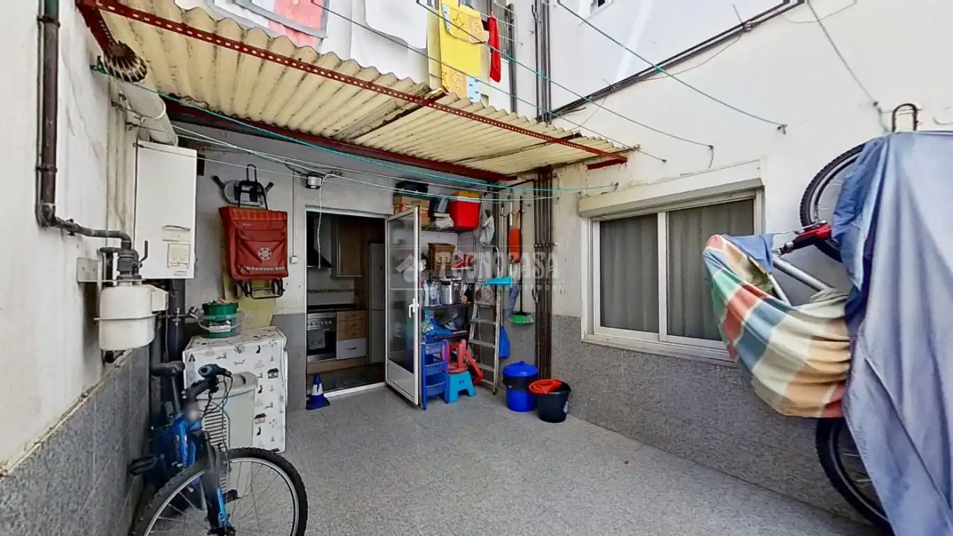 Piso en venta en Barberà del Vallès con Calefacción y Balcón