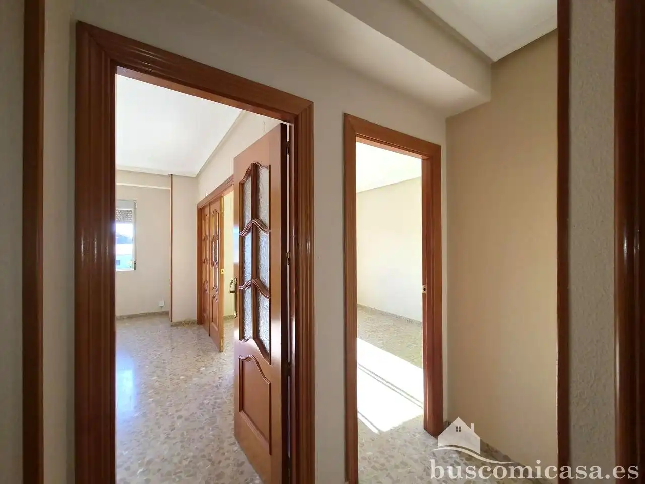 Piso con terraza en venta en Avenida Pablo Picasso, imagen 8