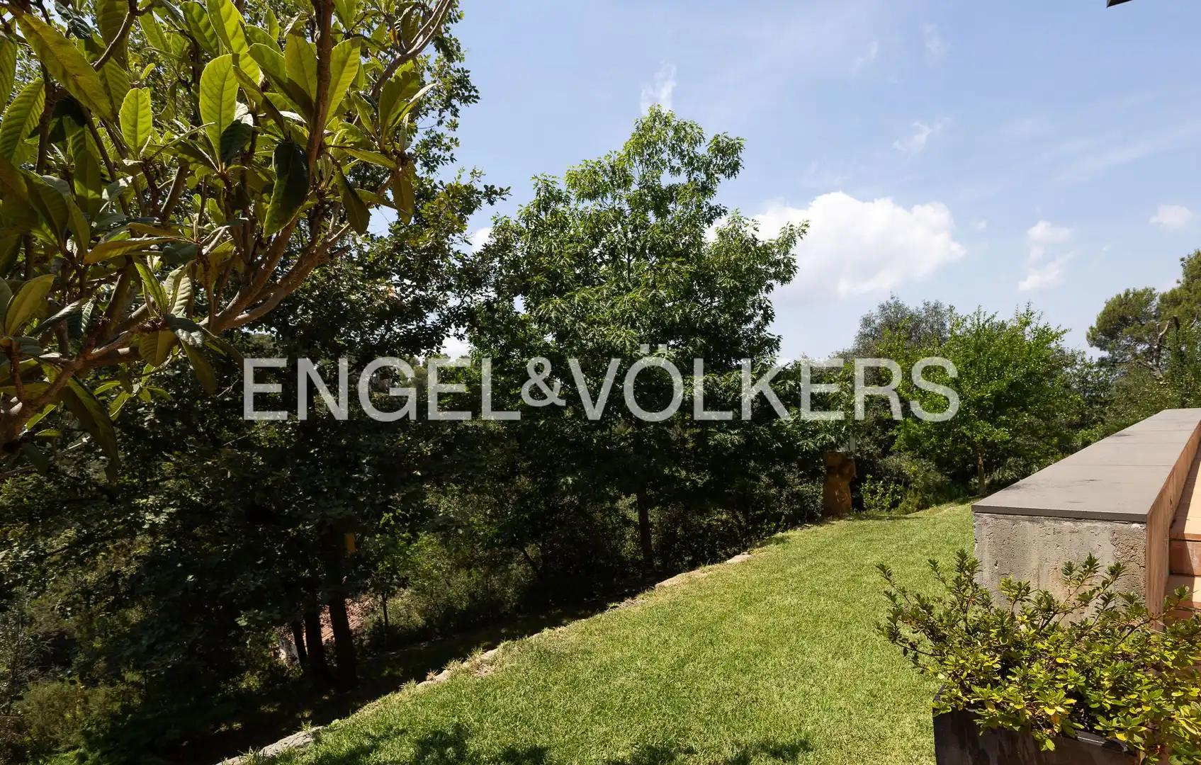 Casa adosada en venda en Sant Cugat del Vallès amb Calefacció, Jardí privat i Parquet