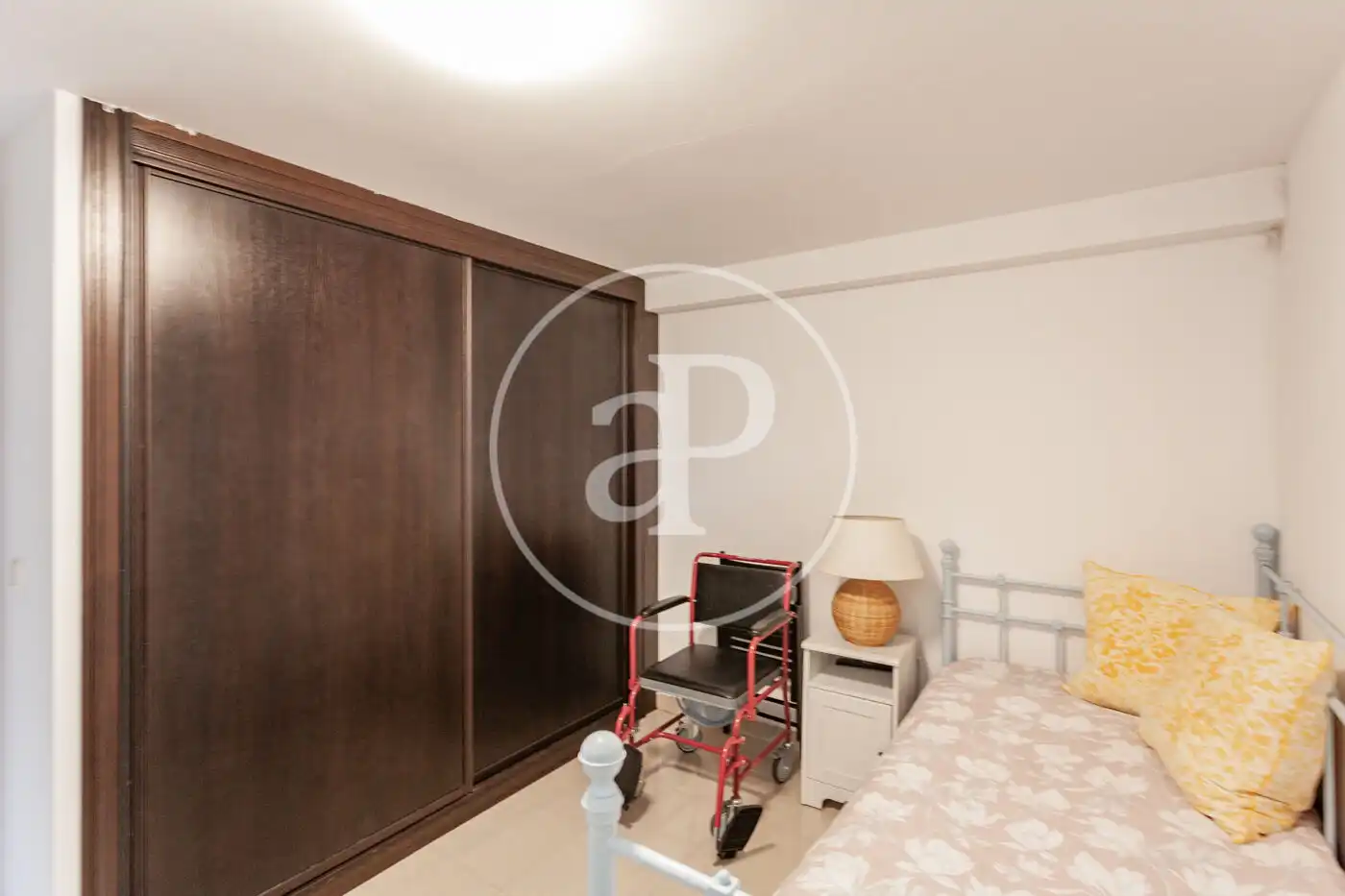 Dormitori de Casa o xalet en venda en Ciudalcampo amb Aire condicionat, Calefacció i Jardí privat