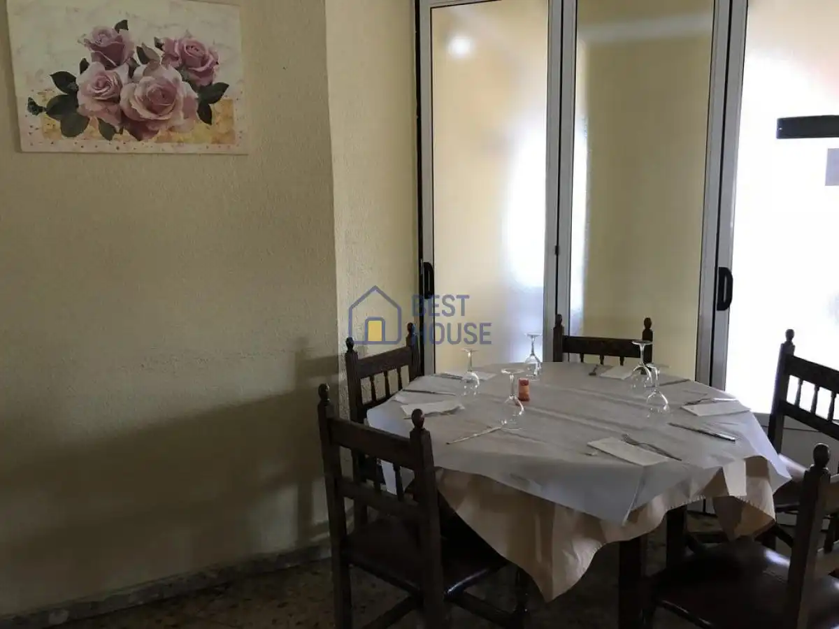Edificio en venta en Ardón