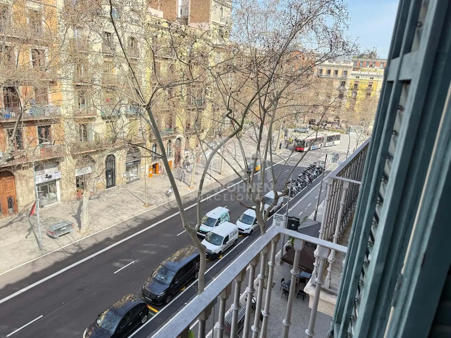 Außenansicht von Wohnung zur Miete in Barcelona mit Klimaanlage, Heizung und Terrasse