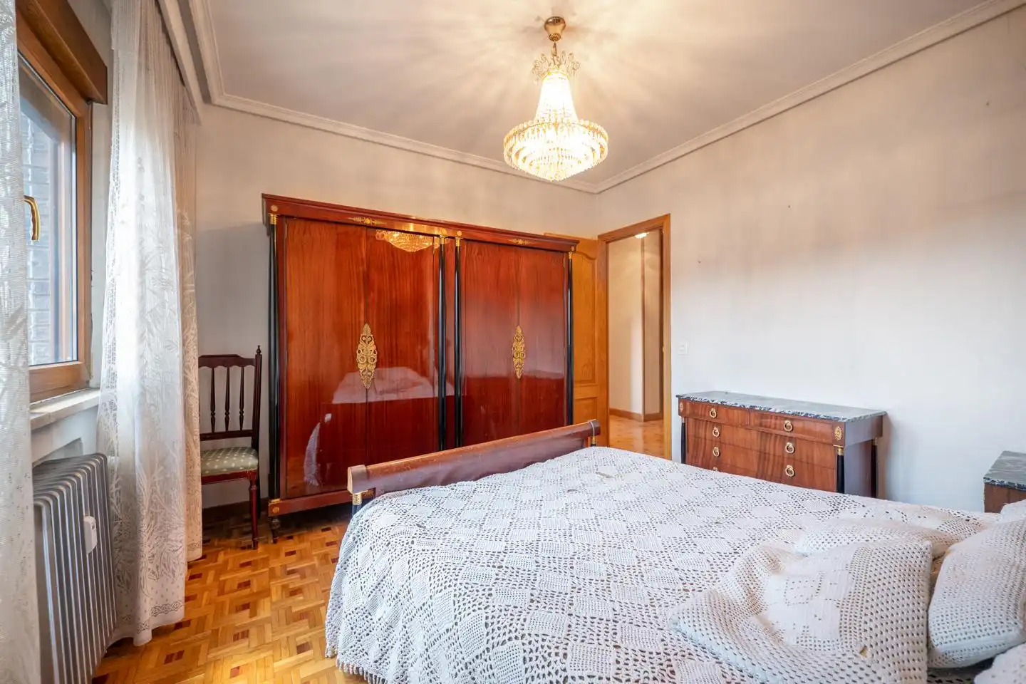 Dormitori de Pis en venda en Ávila amb Calefacció, Parquet i Terrassa