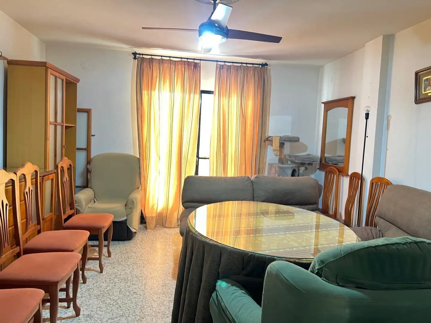 Sala de estar de Piso en venta en Antequera con Aire acondicionado, Calefacción y Amueblado