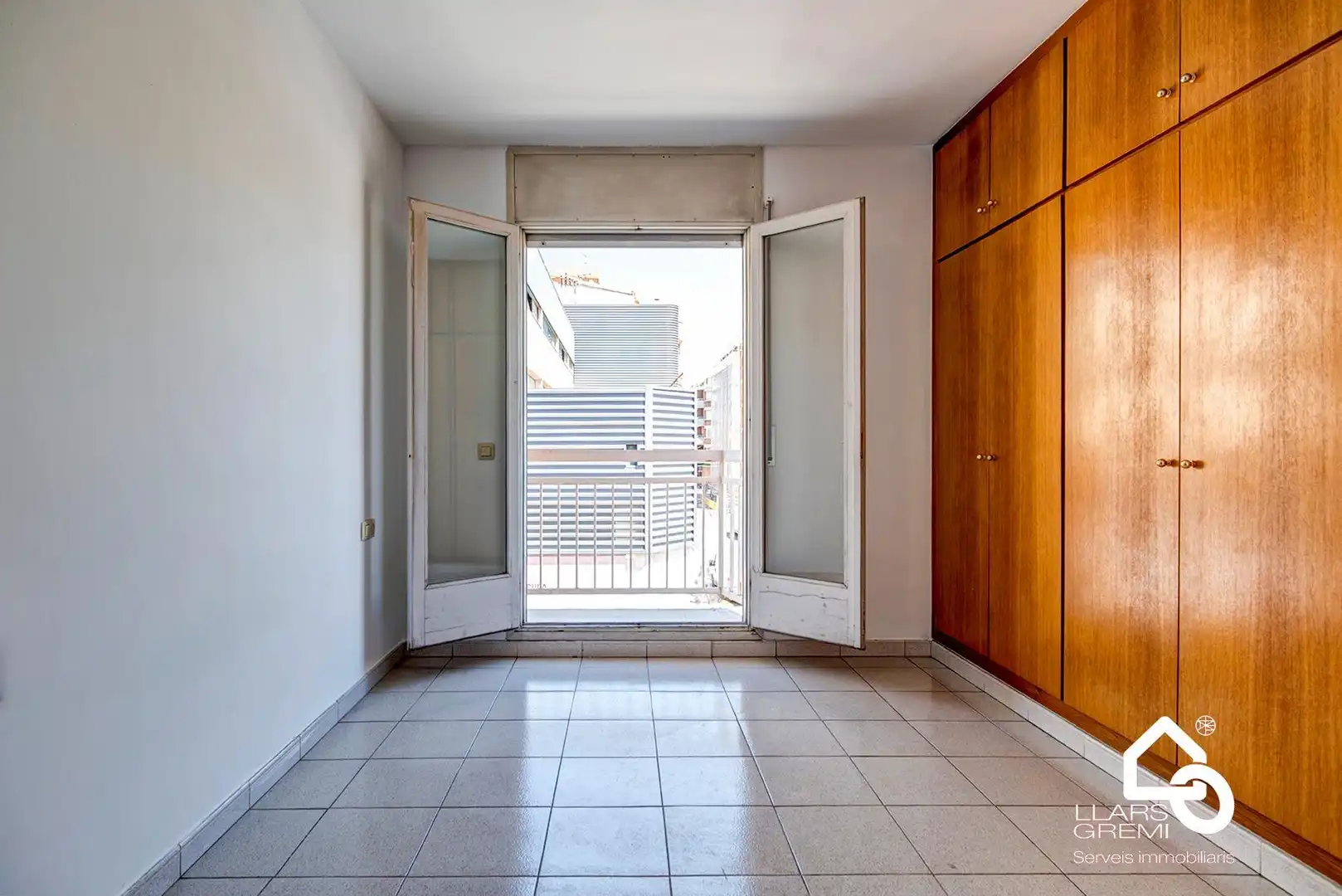 Habitación de Piso en venta en Igualada con Calefacción, Terraza y Trastero