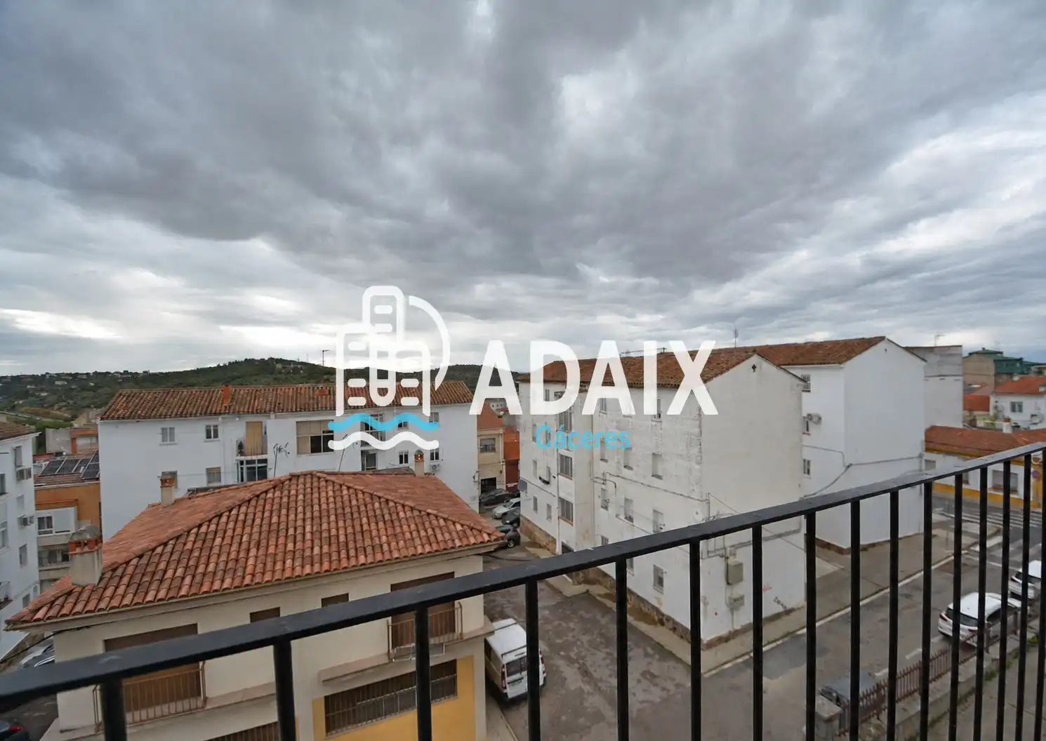 Flat for rent in Pintor Murillo, Casco Antiguo