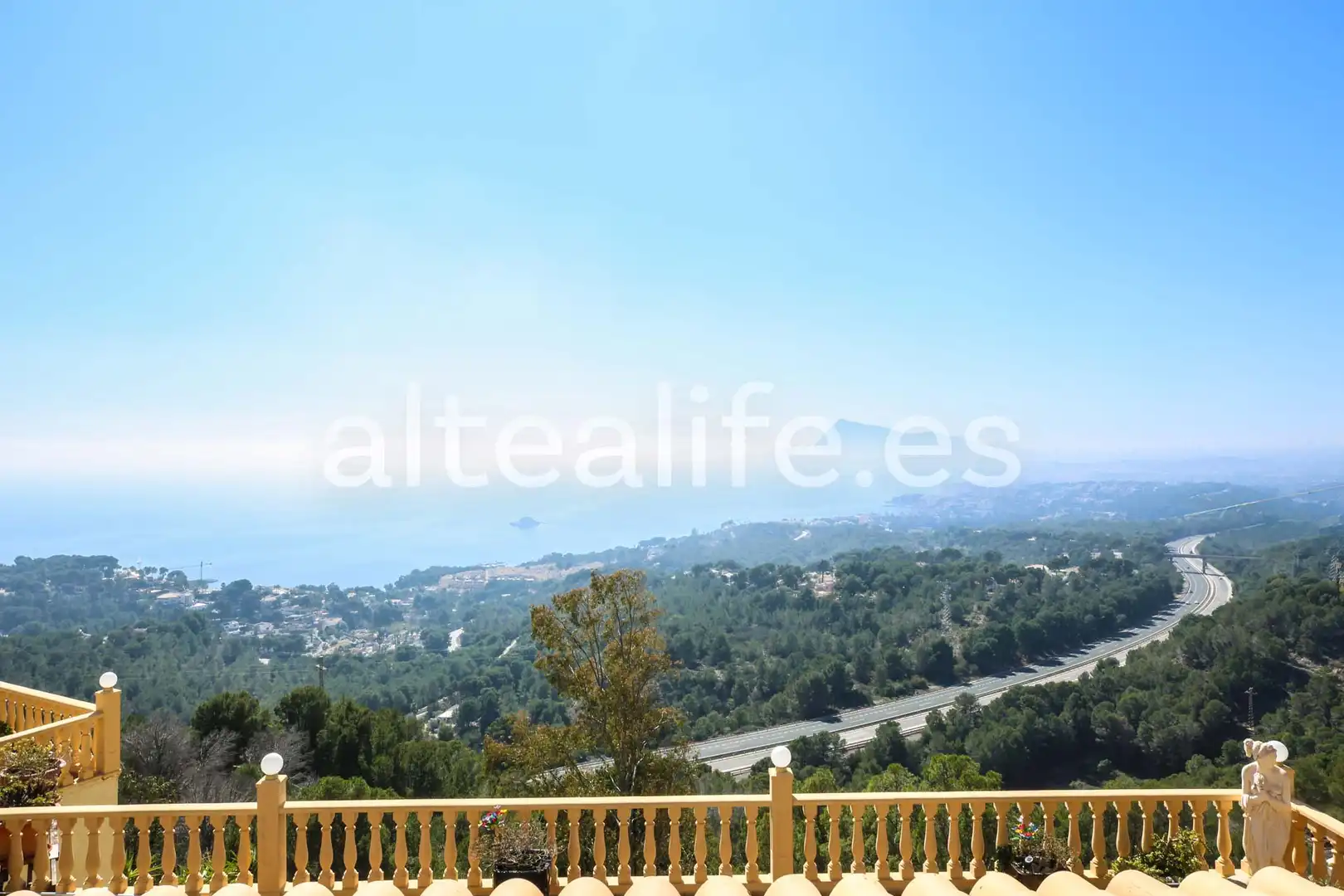 Vista exterior de Casa o chalet en venta en Altea con Aire acondicionado, Calefacción y Jardín privado